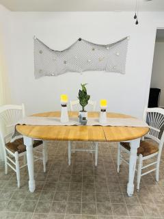 House of Shells, beautiful garden, fenced yard, dog friendly, fire pit! - Crystal River - 4