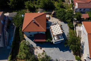 Apartments with parking space Vir - 18605 - 0