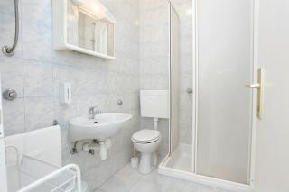 Apartments and rooms with parking space Kastel Stafilic, Kastela - 18673 - 3