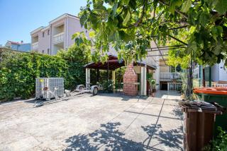 Apartments with a parking space Biograd na Moru, Biograd - 18665 - Biograd na Moru - 1
