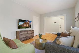 1BR Simple & Roomy Apartment in Evanston - Hinman S3 - Evanston - 8