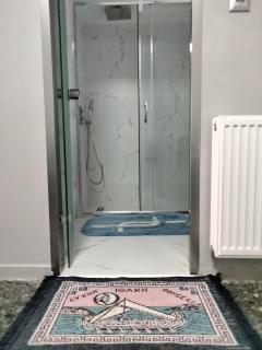 Modern-Lux Central 1 Bedroom Condo - Atene - 2