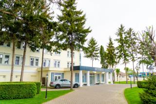 Emerald Boutique Hotel - Târgu-Mureş - 4