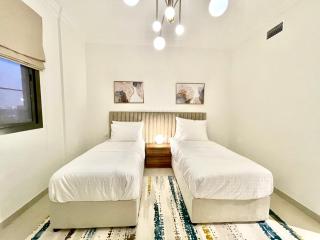 GOODWOOD SUITES HOMES VACATION - 1