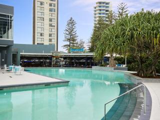 Serain Residences on 9 Hamilton Avenue - 2