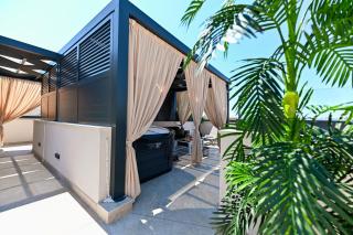 Apartments An & Lu with Rooftop Jacuzzi - Zadar - 0