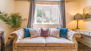 Available For Contractors 2 Double Beds and Sofa Bed Private Parking - 1