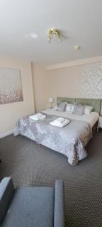 The Paddocks Hotel - 5