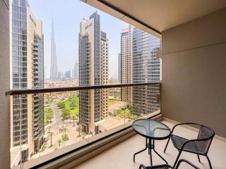 Luton Vacation Homes - Elite Residence Downtown, Burj Khalifa View, Dubai - 1