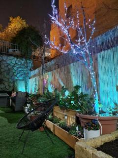 Pleasant Cozy Sunny Room with Garden - 1