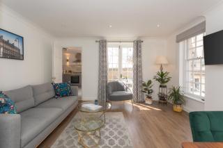 Crescent Mews - Bath - 9
