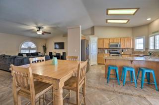 Lake Havasu Home: Private Pool & Boat/RV Parking - 7