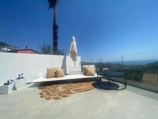Ece Golden Villa Amazing 4 bedroom vila with pool - Alella - 6