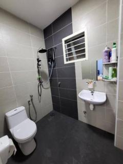 ADN LUXURY Homestay KARAOKE, POOL,NETFLIX,ASTRO,BBQ - Port Dickson - 2