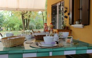 La Corte Del Cavaliere Bed & Breakfast - 8