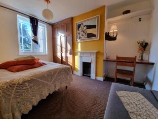 THE PRINCE OF GREENWICH Museum Pub - 1