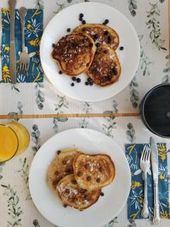 Hill Road Manor Bed & Breakfast - 8