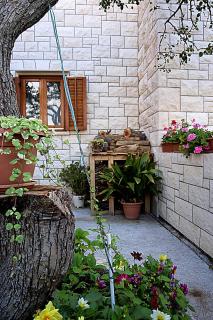 Apartments by the sea Postira, Brac - 737 - 4