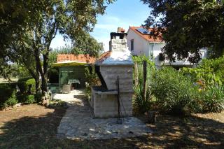 Family friendly house with a parking space Pucisca, Brac - 749 - Pučišća - 2