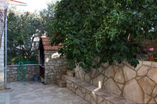 Apartments by the sea Stomorska, Solta - 778 - 3