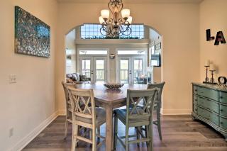 Luxe Branson Retreat with Mtn Views and Pool Access! - Branson - 2