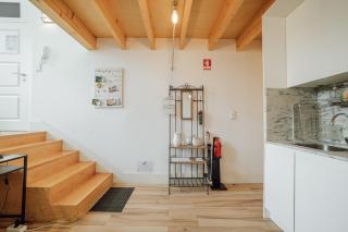 Historic & Sunny Mezzanine Bolhão by Vacationy - Porto - 2