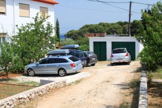 Apartments by the sea Ugljan - 830 - 1