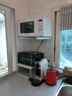 HONGDAE HELEN'S HOUSE - 1