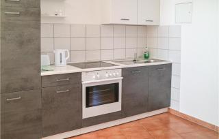 Nice Apartment In Krakow Am See - Krakow am See - 8