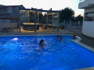 Luxury villa with a swimming pool Brodarica, Sibenik - 18803 - 5