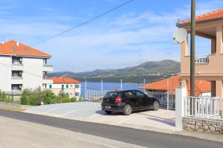Apartments with a parking space Okrug Donji, Ciovo - 18796 - Okrug Gornji - 1