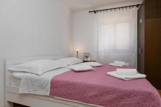 Apartments by the sea Duce, Omis - 18897 - 2