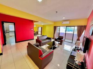 MARINA COURT PENTHOUSE VACATION HOME 5 BEDROOMS KOTA KINABALU - 15 pax - Kota Kinabalu - 5