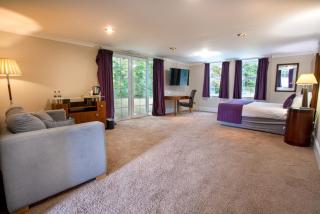 Woodland Manor Hotel - Bedford - 7