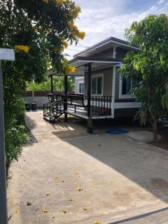 Sukanya Guesthouse - - 8