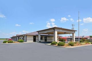 Super 8 by Wyndham McGehee - McGehee - 9