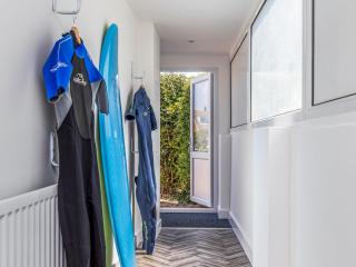 Pass the Keys Charming Chalet A Stones Throw From The Beach - Chichester - 7