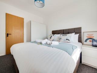Pass the Keys Lovely 3 Bedroom property golf club and parking - 5