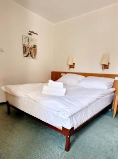 Hotel Zajazd Kultury, dawniej Pocztowy - Zielona Góra - 7