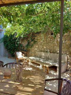 quiet home, down town - Spetses - 6
