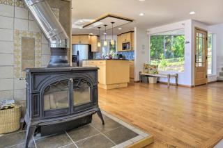 Hike, Bike and Explore Oceanfront Kingston Getaway - Kingston - 1