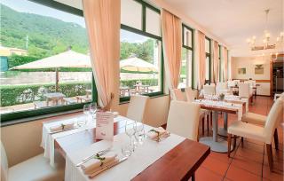 Amazing Apartment In Foligno With Wifi - Foligno - 3