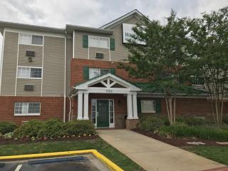 HomeTowne Studios & Suites by Red Roof Charlotte - Concord - Concord - 6