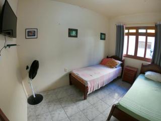 Casas na Praia da Ferrugem duas quadras do mar REF 7 - 7