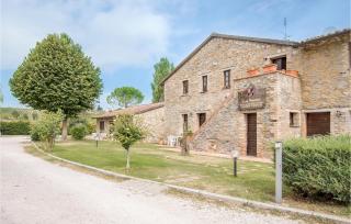 Awesome Apartment In Magione With Wifi - Magione - 4