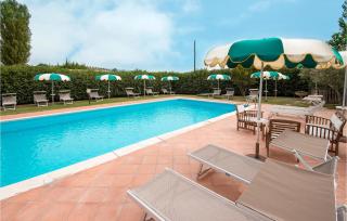 Awesome Apartment In Magione With Wifi - Magione - 2