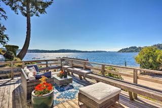 Gig Harbor House with Private Beach and Views! - Gig Harbor - 0