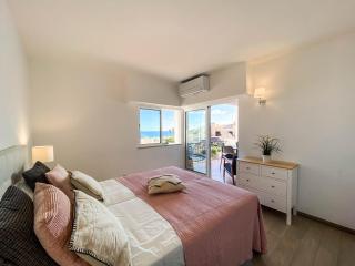 Balcony with Seaview - 1 Bed Apartment - 7