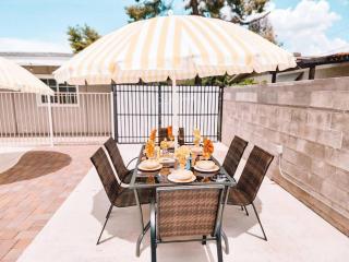 Glendale Pool Heat Pet Friendly - Glendale - 5