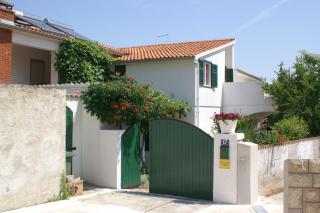 Family friendly apartments with a swimming pool Vodice - 4235 - 8